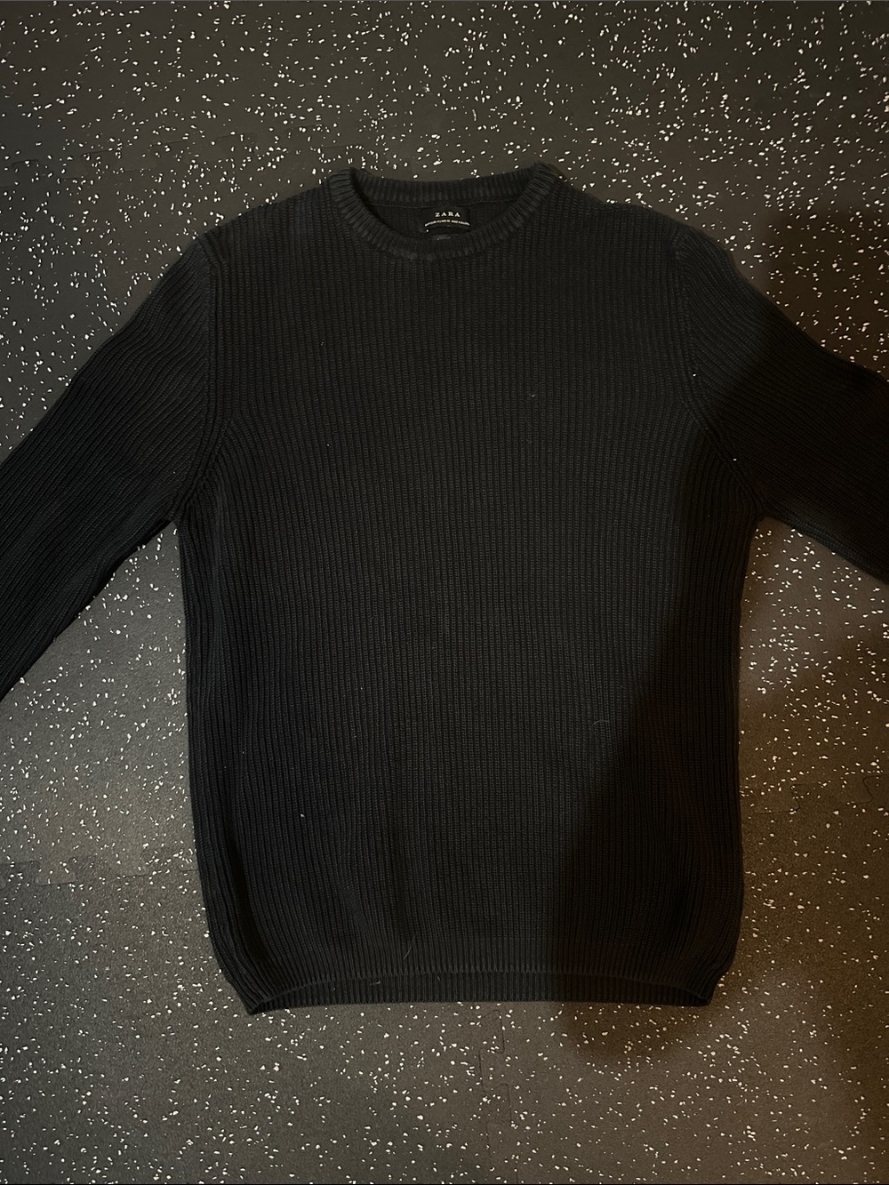 Zara Men’s Black Ribbed Crewneck Jumper